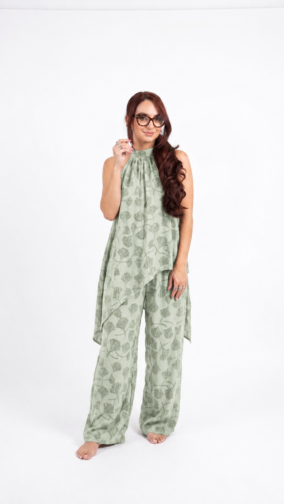 CONJUNTO PALAZZO CON ESTAMPADO BOTÁNICO