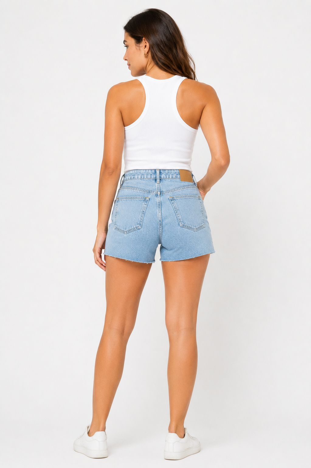 SHORT DE MEZCLILLA DESHILACHADO