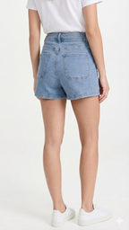 FALDA SHORT CON BOTONES
