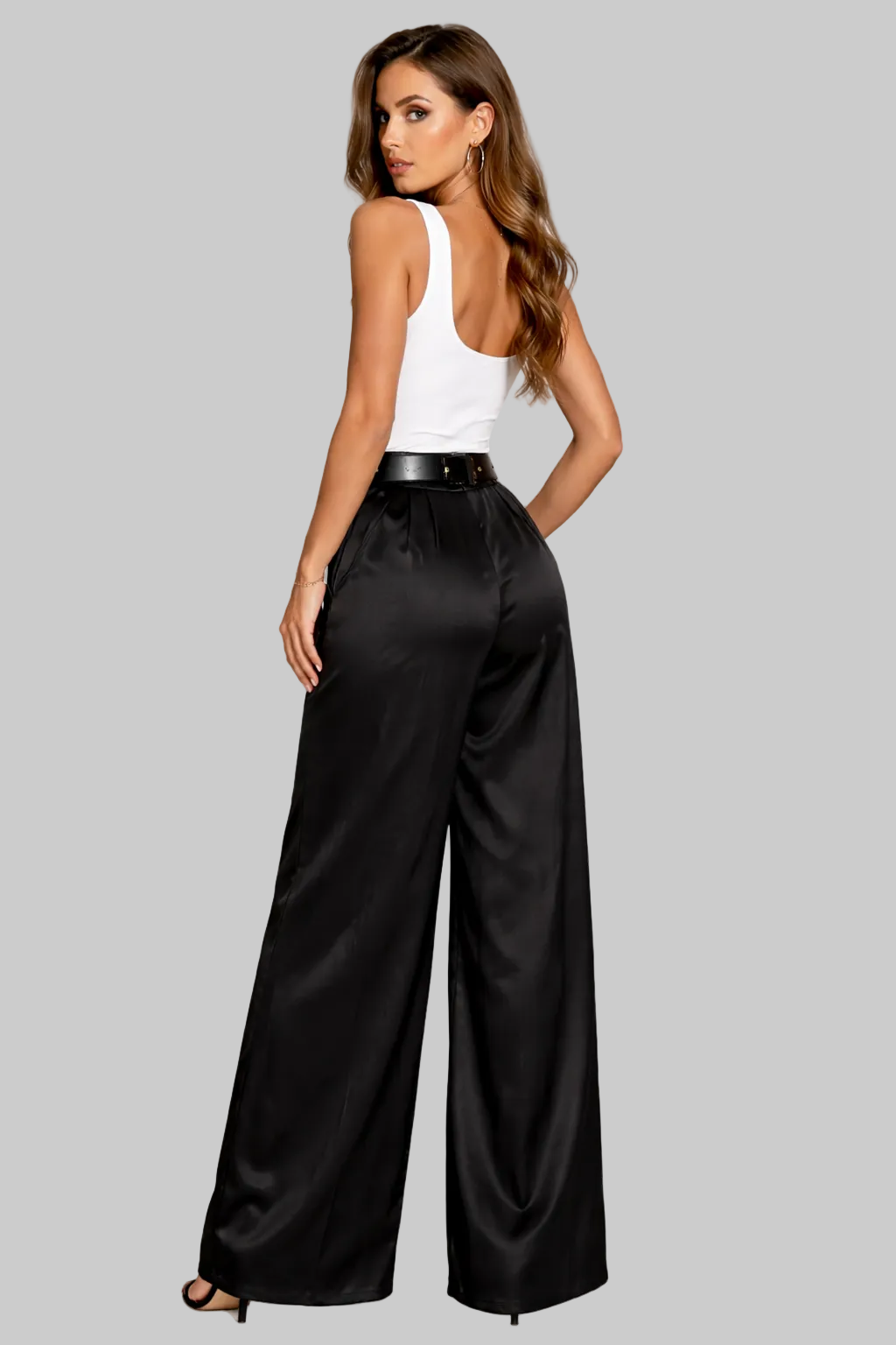 MONO ELEGANTE CON CINTURÓN