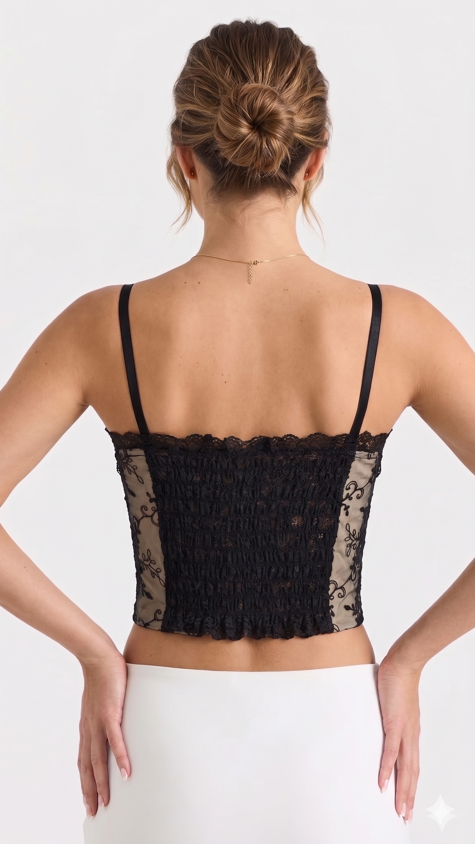 TOP CORSET DE ENCAJE Y CIERRE FRONTAL