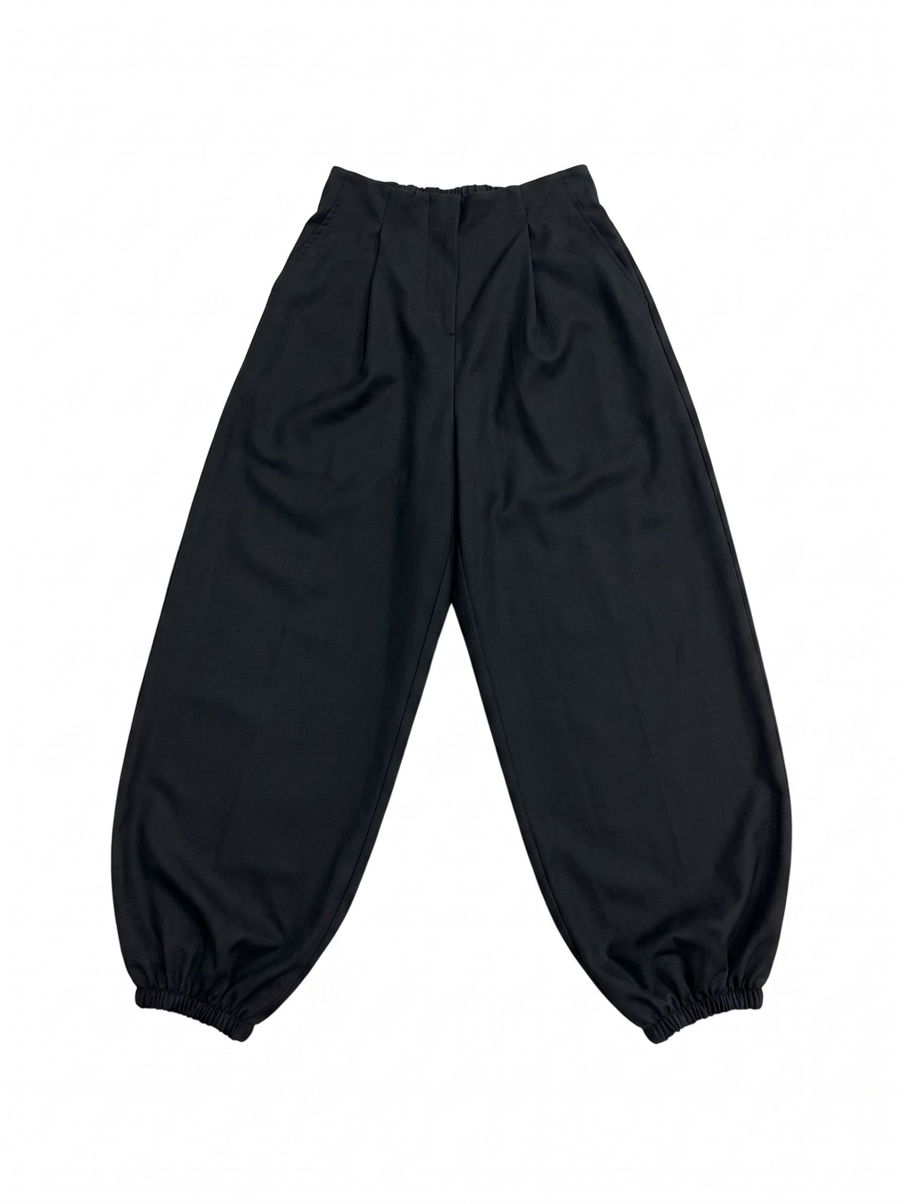 PANTALÓN CON PINZAS Y PUÑO ELÁSTICO
