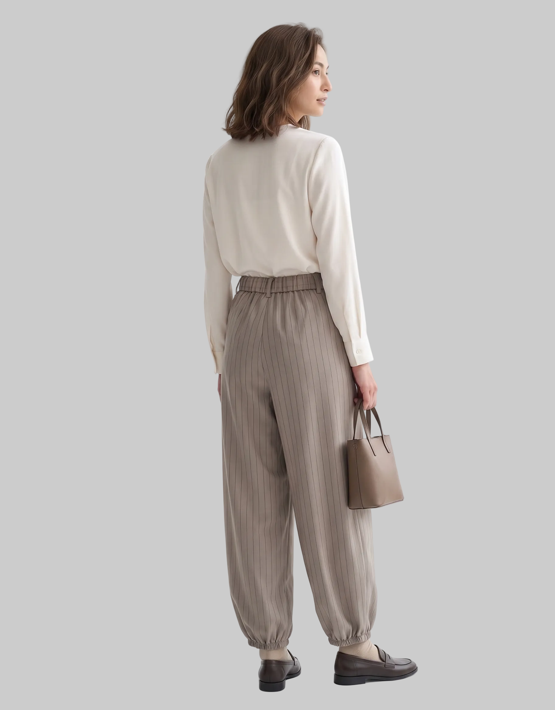 PANTALÓN CON PUÑO ELÁSTICO