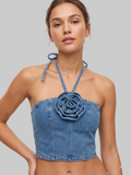 TOP DENIM CON FLOR 3D