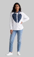 CAMISA CON DETALLE CORAZÓN DENIM