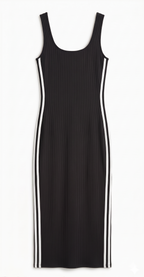 VESTIDO AJUSTADO CON DETALLE DEPORTIVO