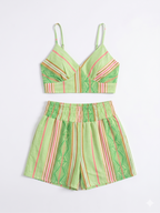 CONJUNTO ESTAMPADO CROP TOP Y SHORT CON BOLSILLOS