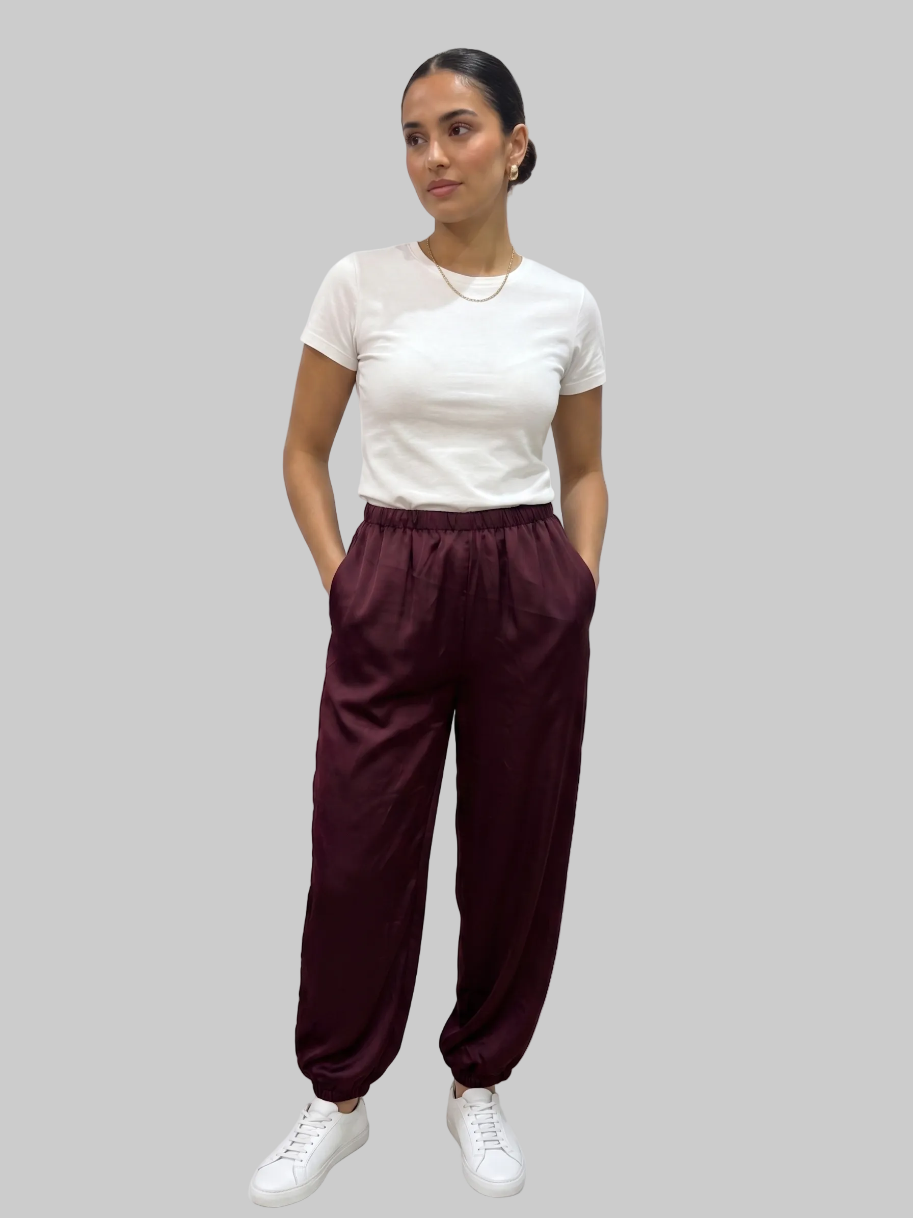 PANTALÓN SATINADO JOGGER