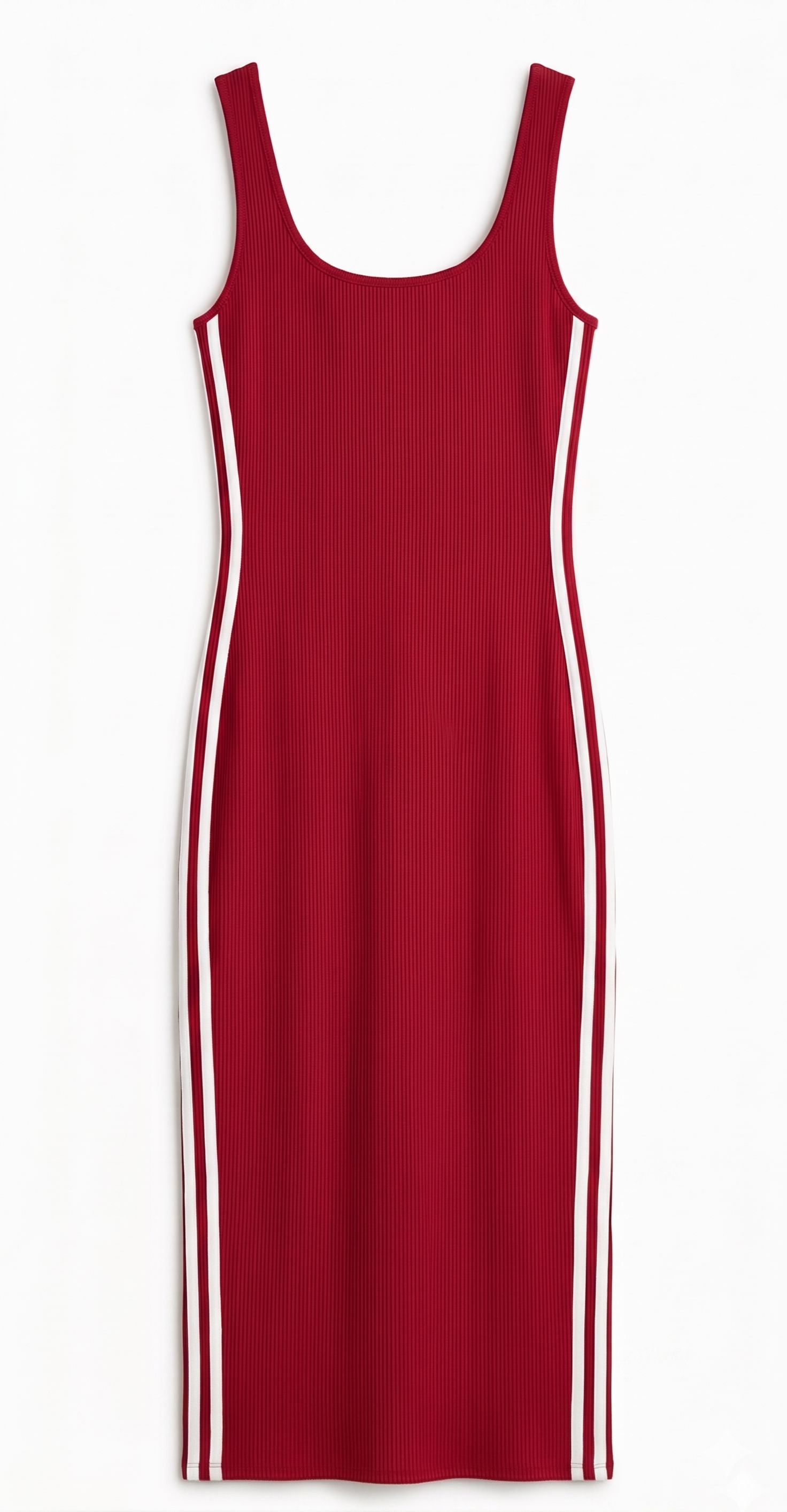 VESTIDO AJUSTADO CON DETALLE DEPORTIVO