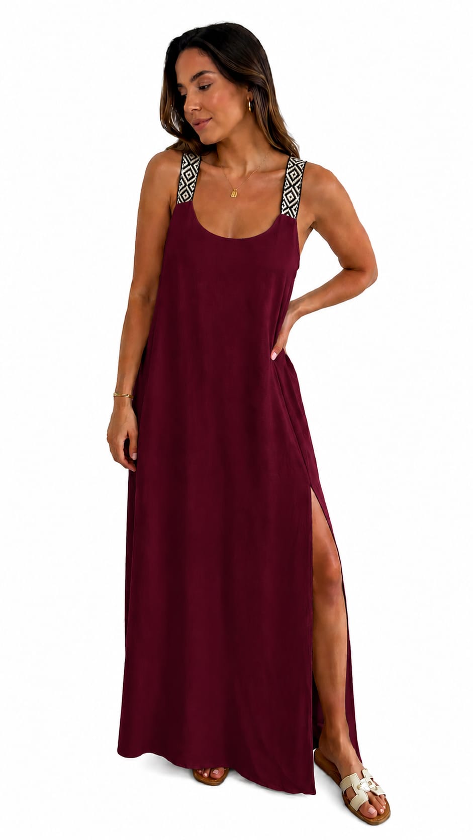 VESTIDO LARGO CON DETALLE EN TIRANTES