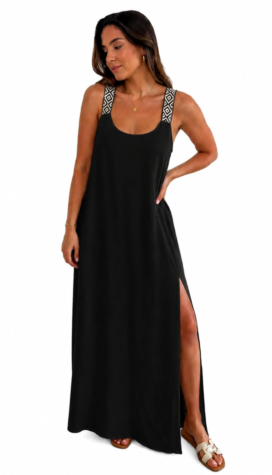 VESTIDO LARGO CON DETALLE EN TIRANTES