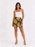 FALDA SHORT CRUZADA CON LAZO