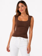 BLUSA LICRADA SIN MANGAS
