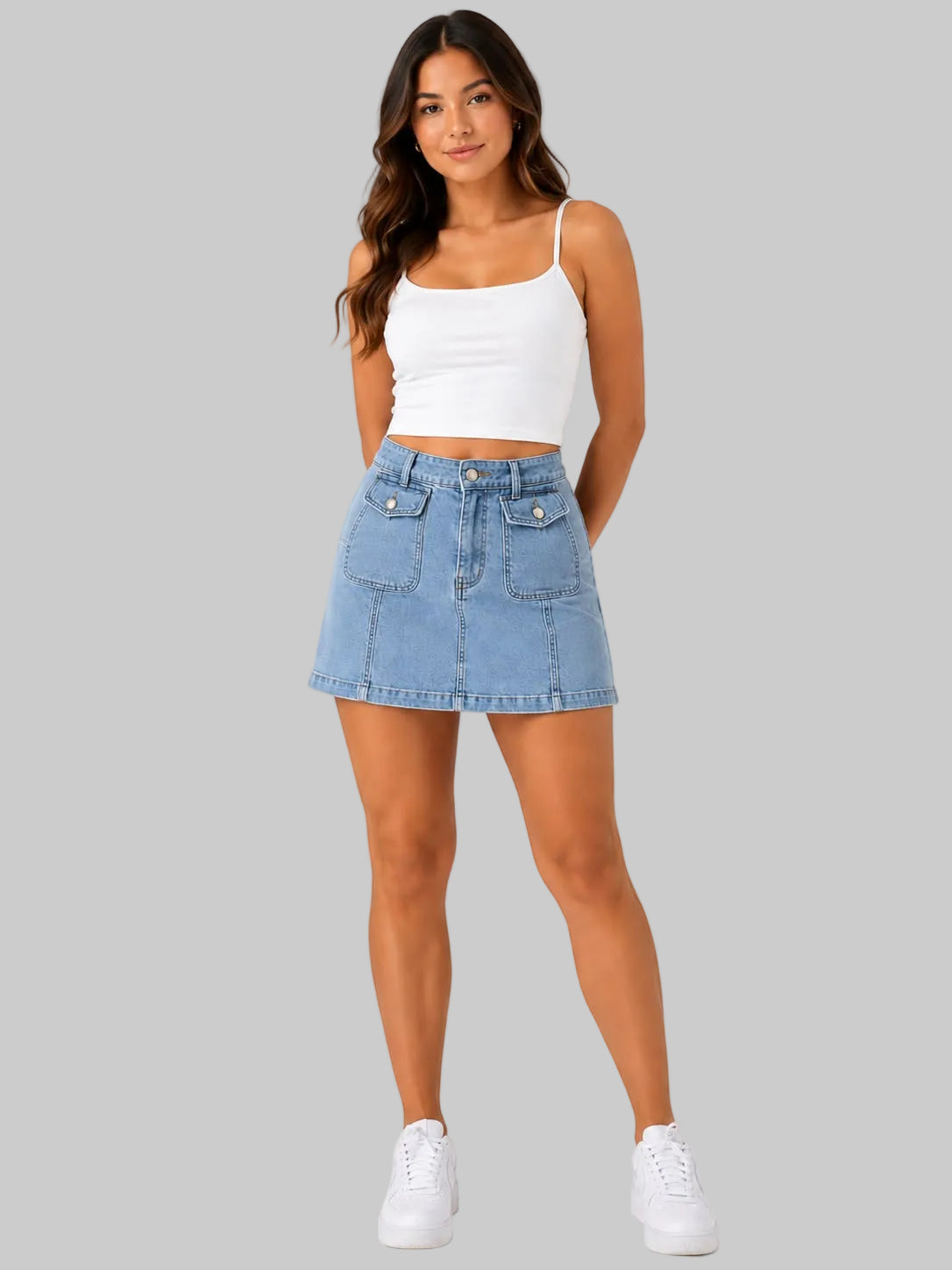 FALDA SHORT CON BOLSILLOS