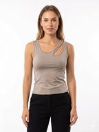 BLUSA LICRADA CON DETALLE