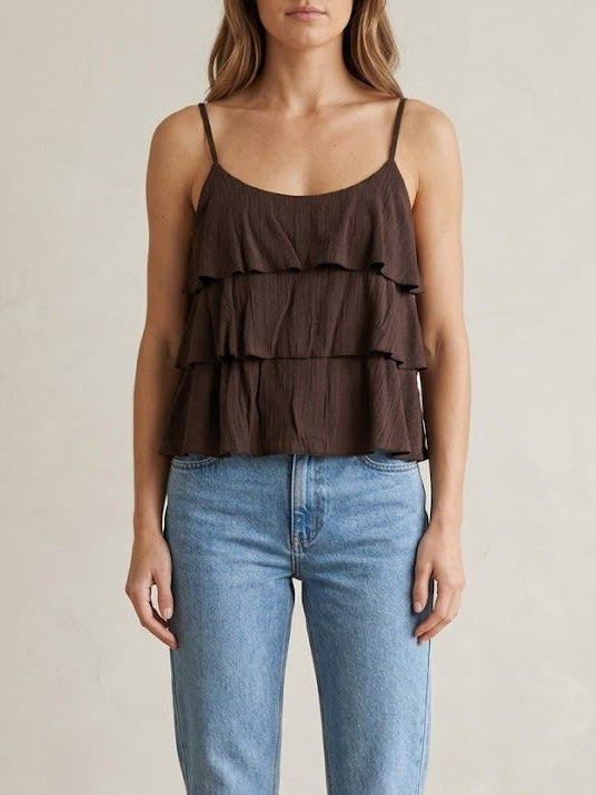 BLUSA DE TIRANTES CON VOLANTES EN CAPAS