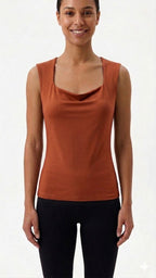 BLUSA LICRADA SIN MANGAS