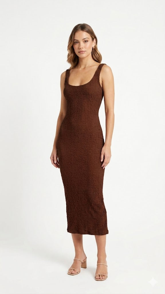 VESTIDO MIDI TEXTURIZADO