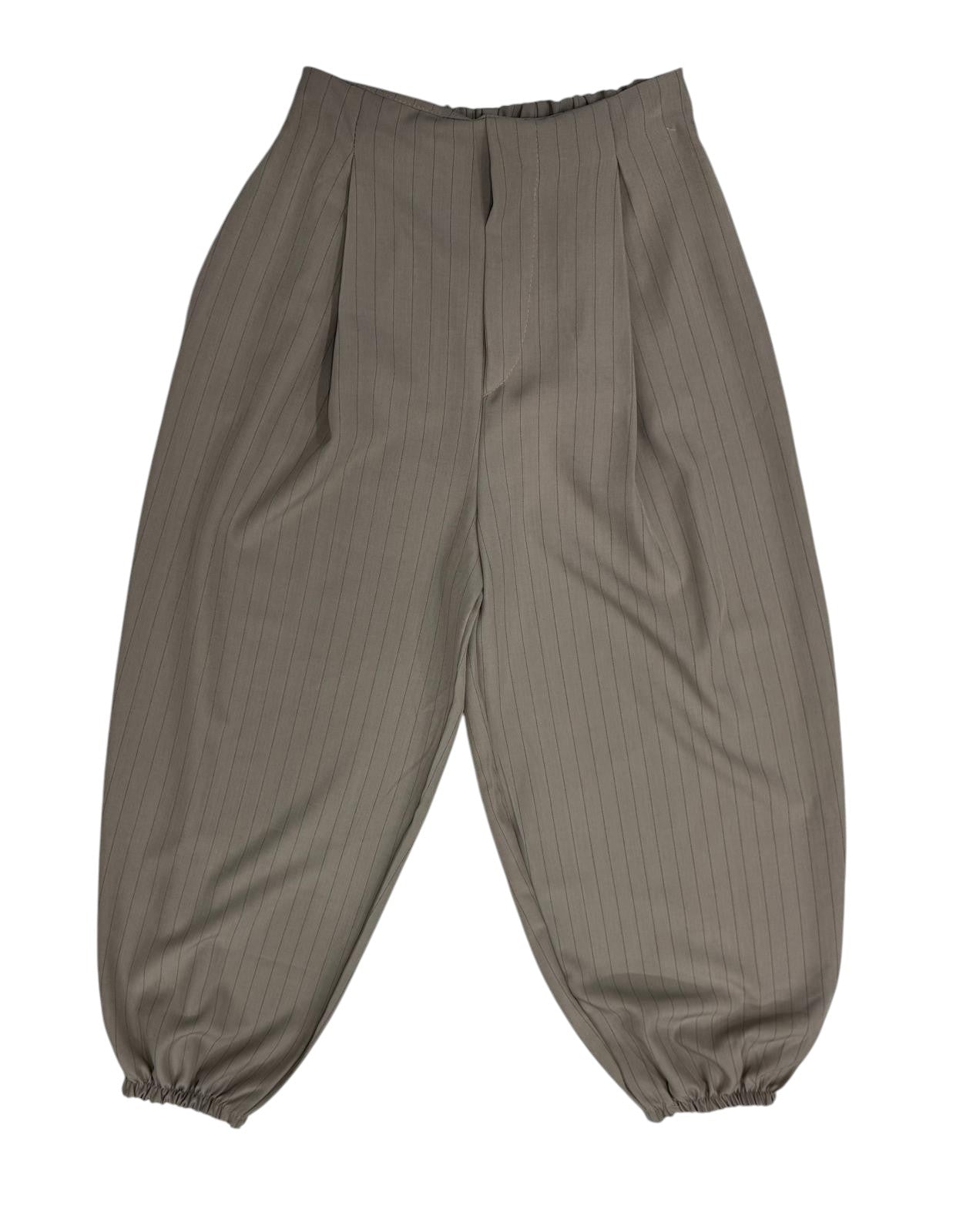 PANTALÓN CON PUÑO ELÁSTICO